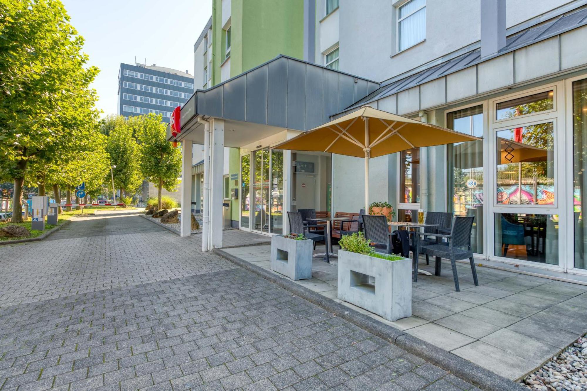 Ibis Hotel Frankfurt Messe West Франкфурт-на-Майні Екстер'єр фото